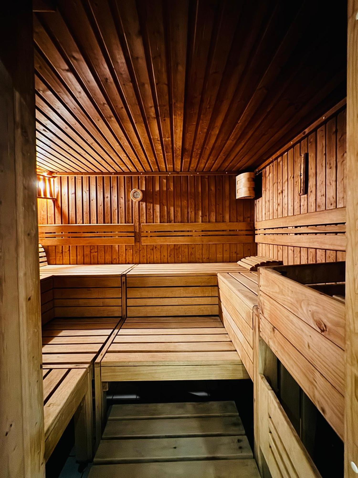 Klassen Stay - Design Studio In 11 Etage - Tolle Aussicht - Sauna, Pool - Netflix Lahnstein Exterior photo